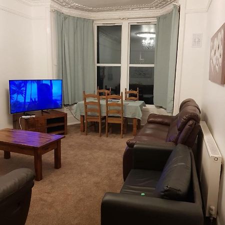 Two Bed Ground Floor Flat Near Town And Beach Lägenhet Weston-super-Mare Exteriör bild